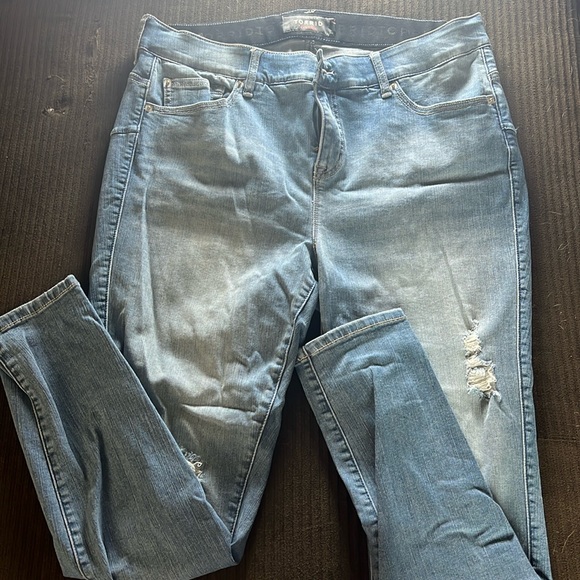 Torrid bombshell skinny jeans size 18R - Picture 1 of 8
